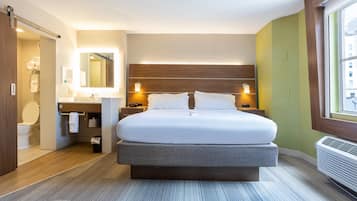 Premium bedding, in-room safe, desk, blackout curtains