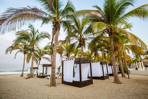 On the beach, beach towels, snorkeling, beach volleyball