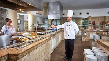 Free daily buffet breakfast