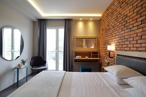 Superior Room, Partial Sea View | Select Comfort beds, in-room safe, desk, laptop workspace