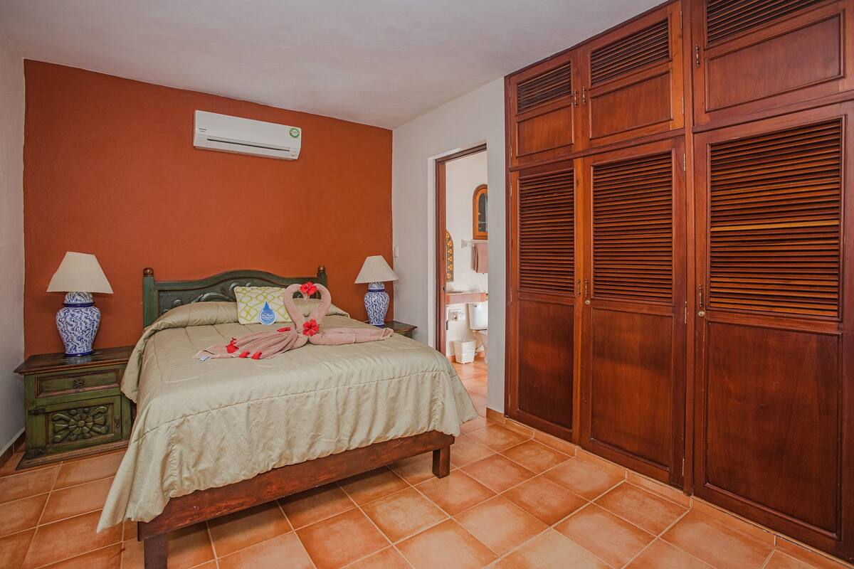 Junior Studio Suite | Premium bedding, in-room safe, laptop workspace, blackout curtains