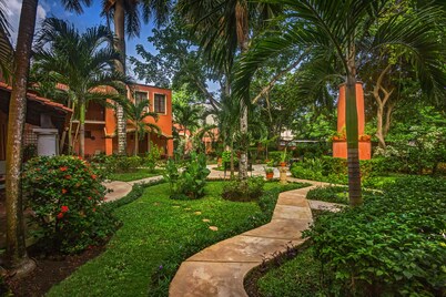 Hacienda San Miguel Hotel & Suites