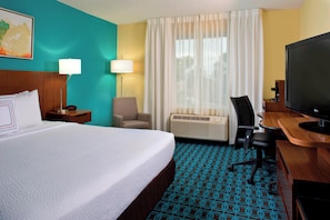 Premium bedding, blackout drapes, iron/ironing board - Fairfield Inn & Suites Lake Buena Vista in Marriott Village (Orlando)