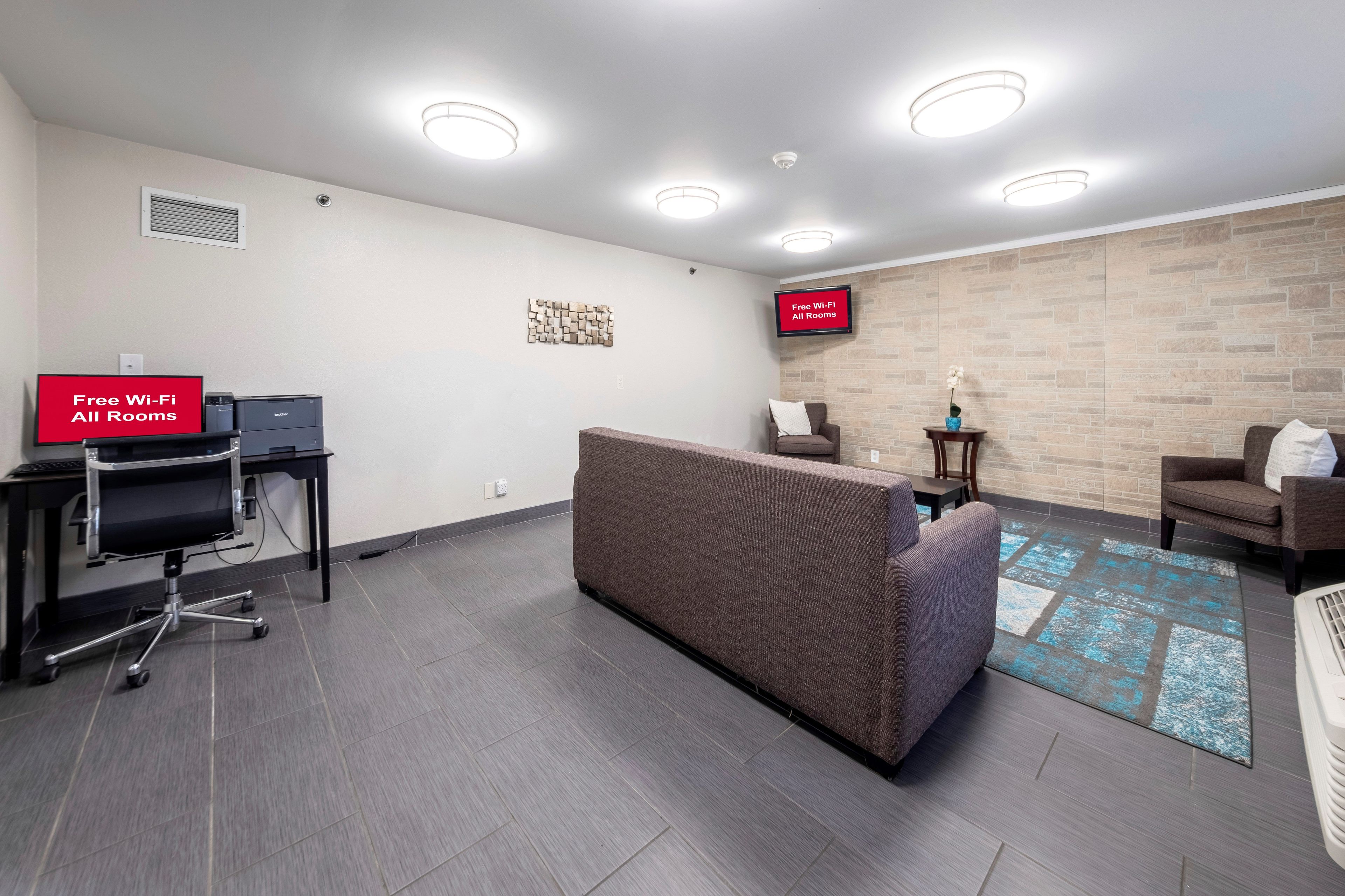 Lobby lounge
