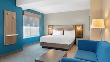 Standard Room, 1 King Bed with Sofa bed | In-room safe, desk, iron/ironing board, free WiFi