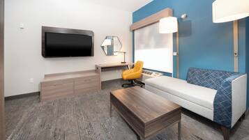 1 bedroom, in-room safe, desk, iron/ironing board