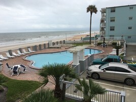 Ubicación a pie de playa y toallas de playa