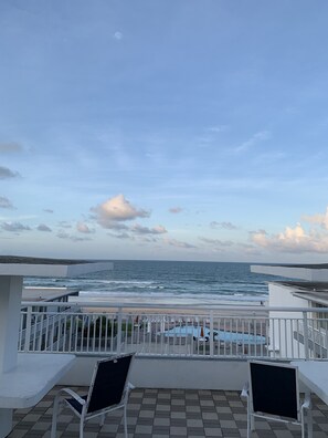 Penthouse, 1 Bedroom, Non Smoking (Ocean Front) | Balcony view