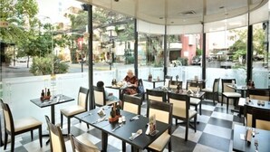 Se sirven desayunos, almuerzos, cenas y brunches