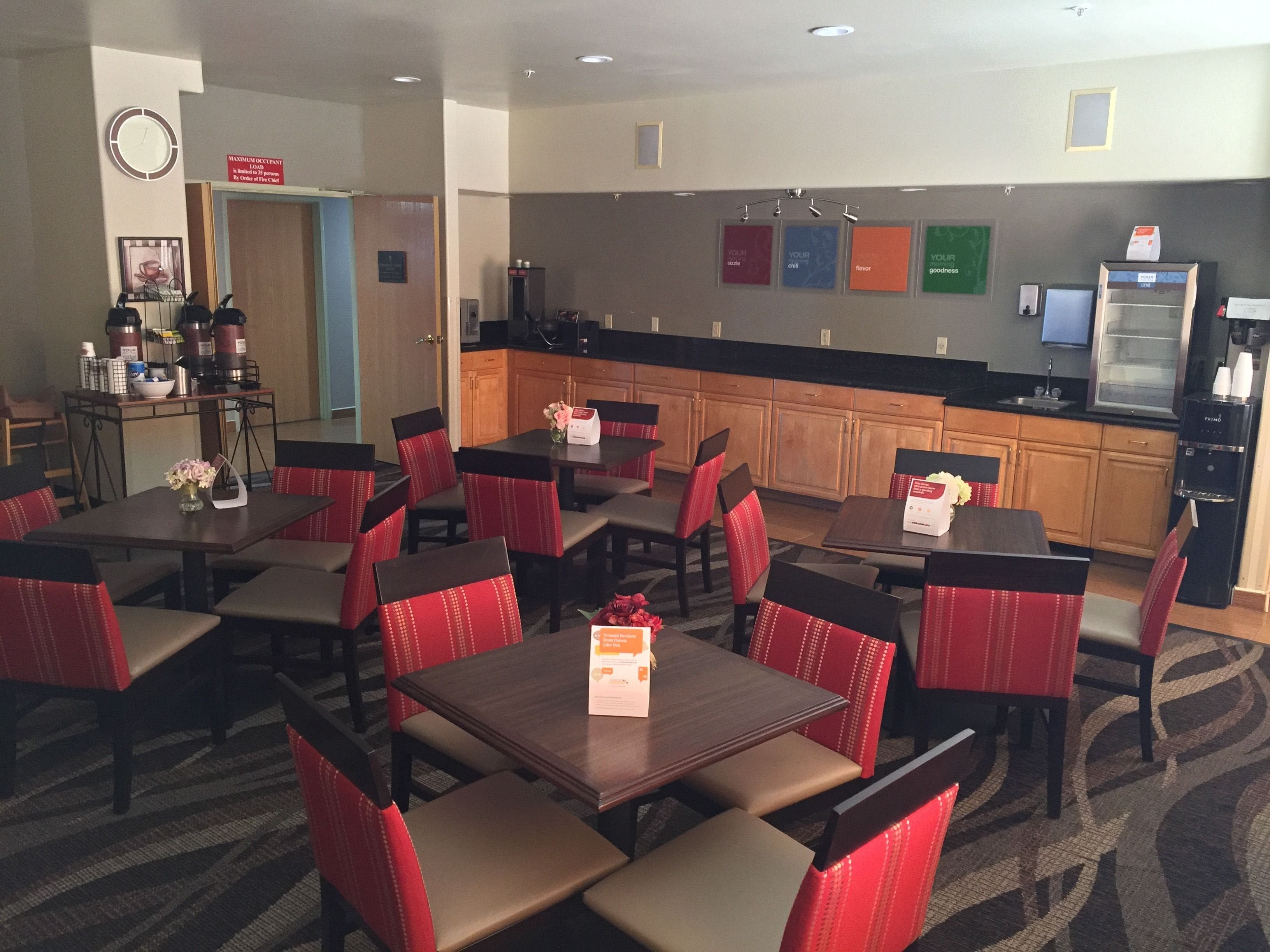 free daily english breakfast