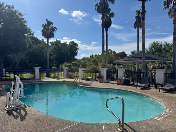 Seasonal outdoor pool, open 8:30 AM to 10 PM, sun loungers