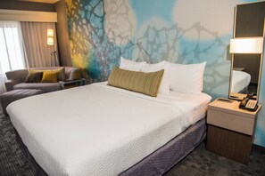 Room, 1 King Bed | Premium bedding, desk, iron/ironing board, free WiFi - Courtyard by Marriott Erie (Erie)