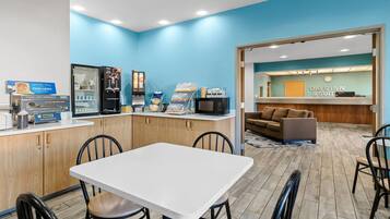 Desayuno continental incluido todos los días