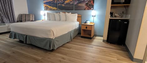 Suite estudio Deluxe, 1 cama de matrimonio grande, no fumadores | Cortinas opacas, tabla de planchar con plancha, cunas gratuitas