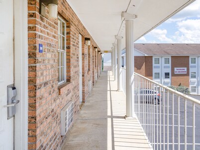 OYO Hotel Osage Beach by Lake of the Ozarks