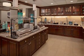 Breakfast area - Homewood Suites by Hilton Orlando-Maitland (Maitland)