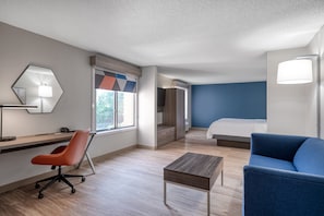Suite, 1 très grand lit (Extra Floor Space) | Bureau, fer et planche à repasser, Wi-Fi gratuit, draps fournis