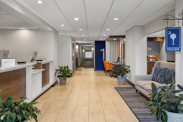 Exterior - Holiday Inn Express & Suites Columbia-I-20 @ Clemson Rd by IHG (Columbia)