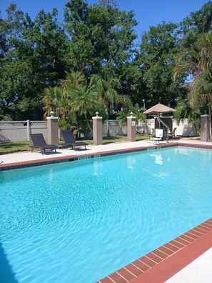 Outdoor pool - Best Western Plus Bradenton Hotel & Suites (Bradenton)