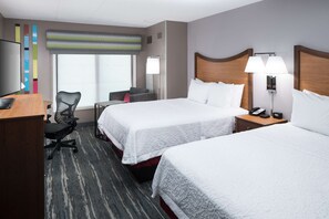 Premium bedding, in-room safe, desk, blackout drapes - Hampton Inn & Suites Chicago-North Shore/Skokie (Skokie)