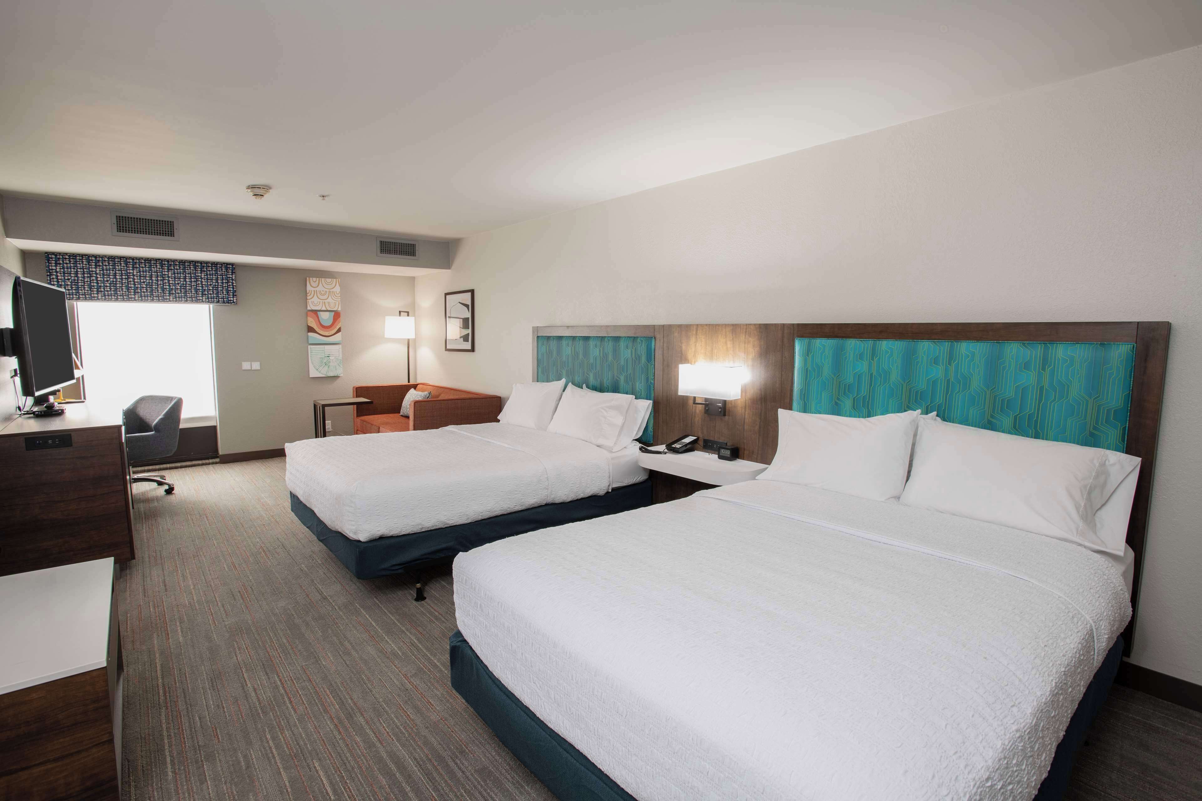 32-inch lcd tv with cable channels, tv