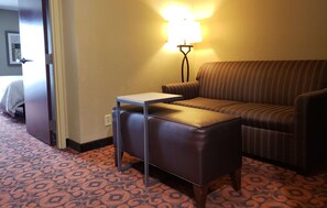 32-inch LCD TV with cable channels, TV