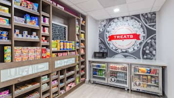 Snack bar