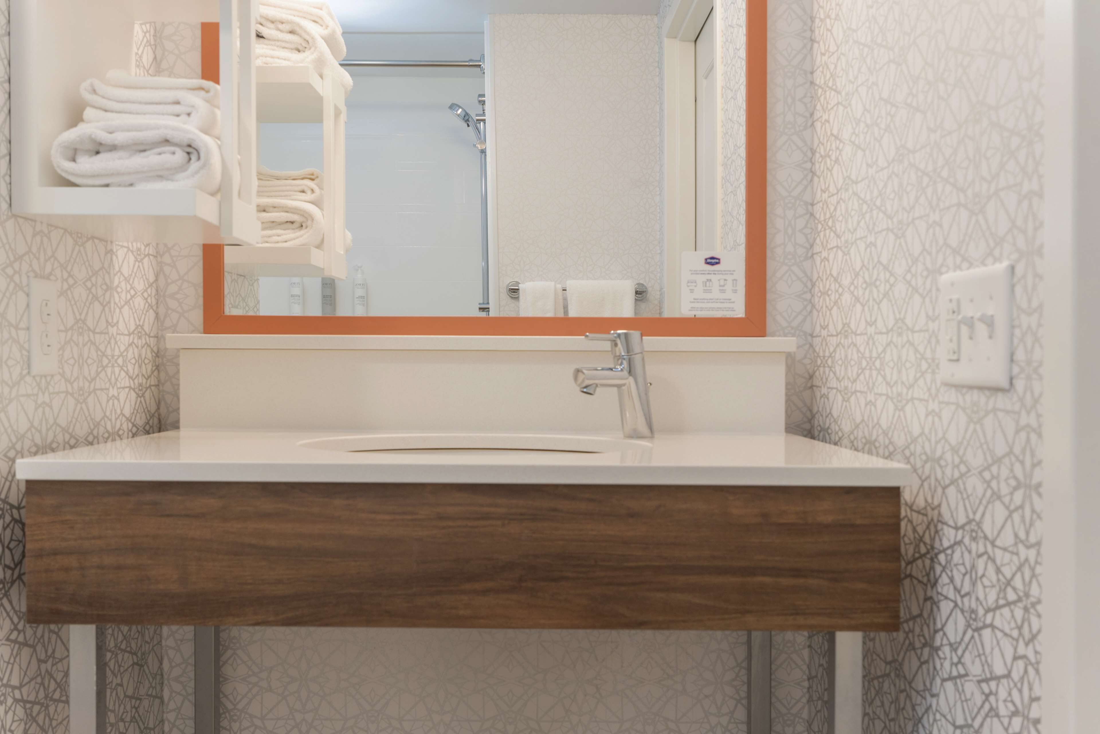 one king bed, non-smoking, accessible | bathroom | combined shower/bathtub, designer toiletries, hair dryer, towels