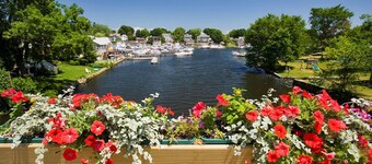 Hampton Inn & Suites Providence/Warwick-Airport