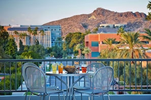 Déjeuner et souper servis sur place