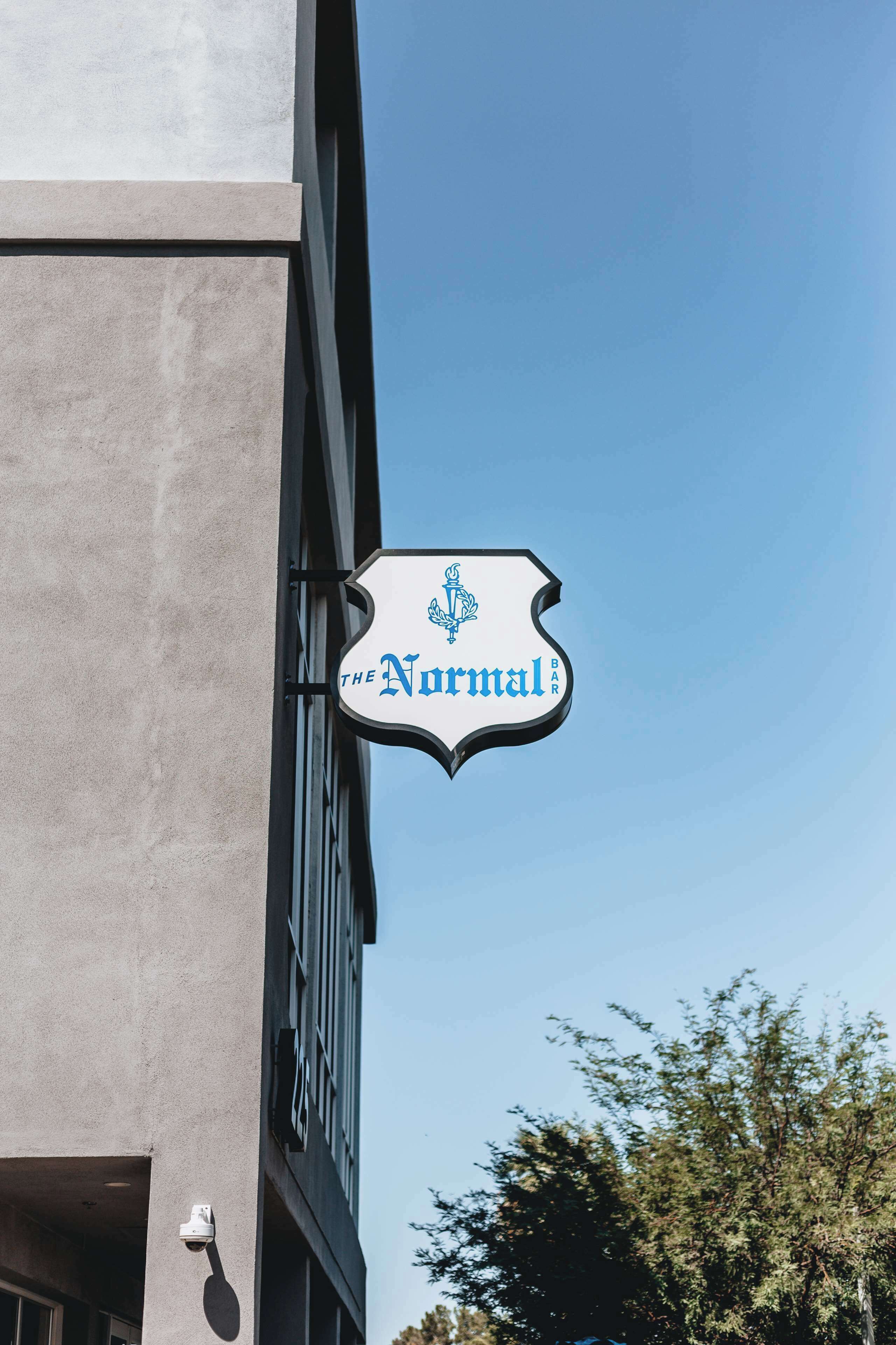 breakfast and dinner served