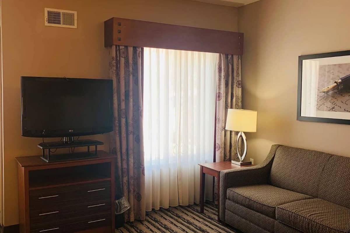 43-inch flat-screen tv with satellite channels, tv