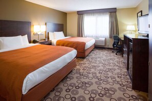 Room, 2 Queen Beds, Non Smoking | In-room safe, desk, iron/ironing board, free cribs/infant beds - AmericInn by Wyndham Blue Earth (Blue Earth)