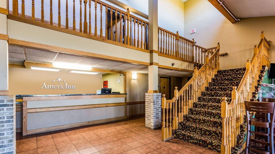 AmericInn by Wyndham Blue Earth