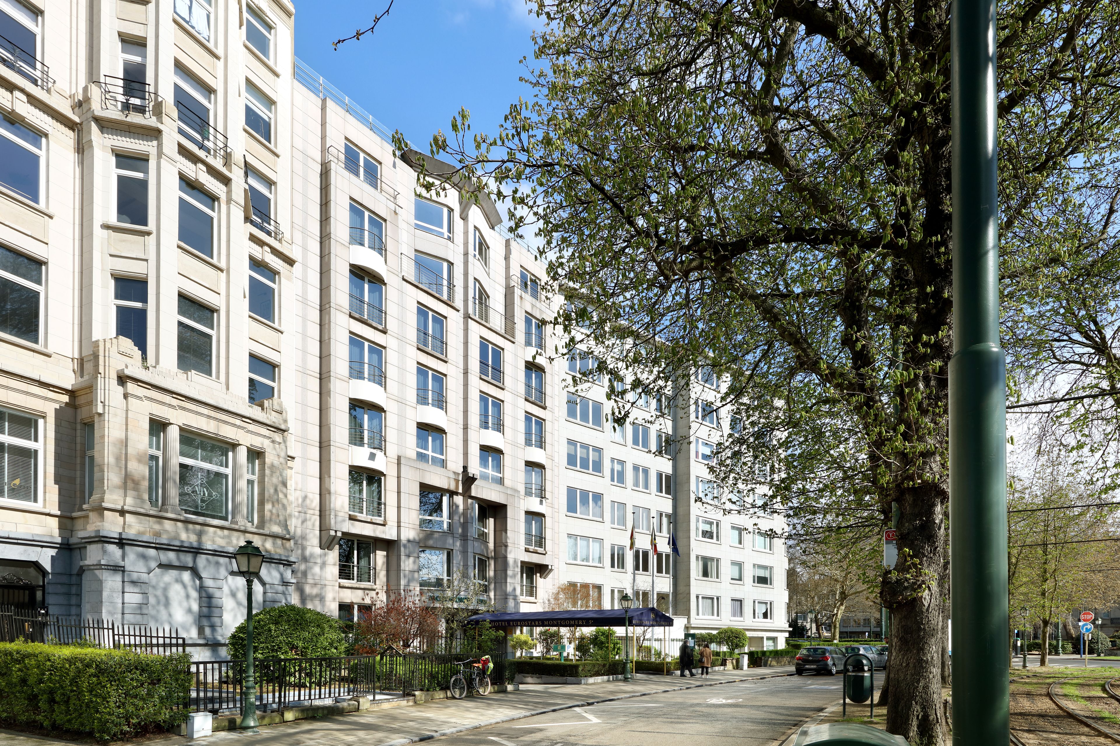 Mặt tiền nơi lưu trú