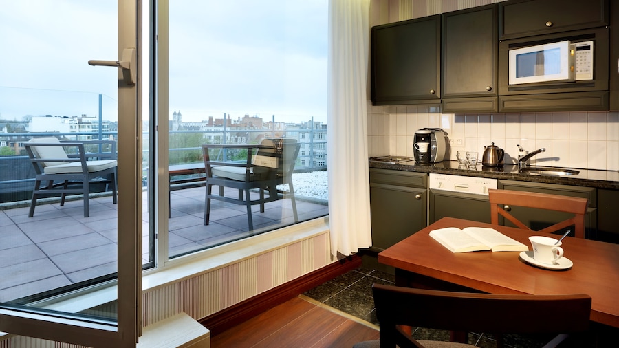 Eurostars Montgomery