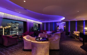 Bar (on property) - Okura Garden Hotel Shanghai (Shanghai)
