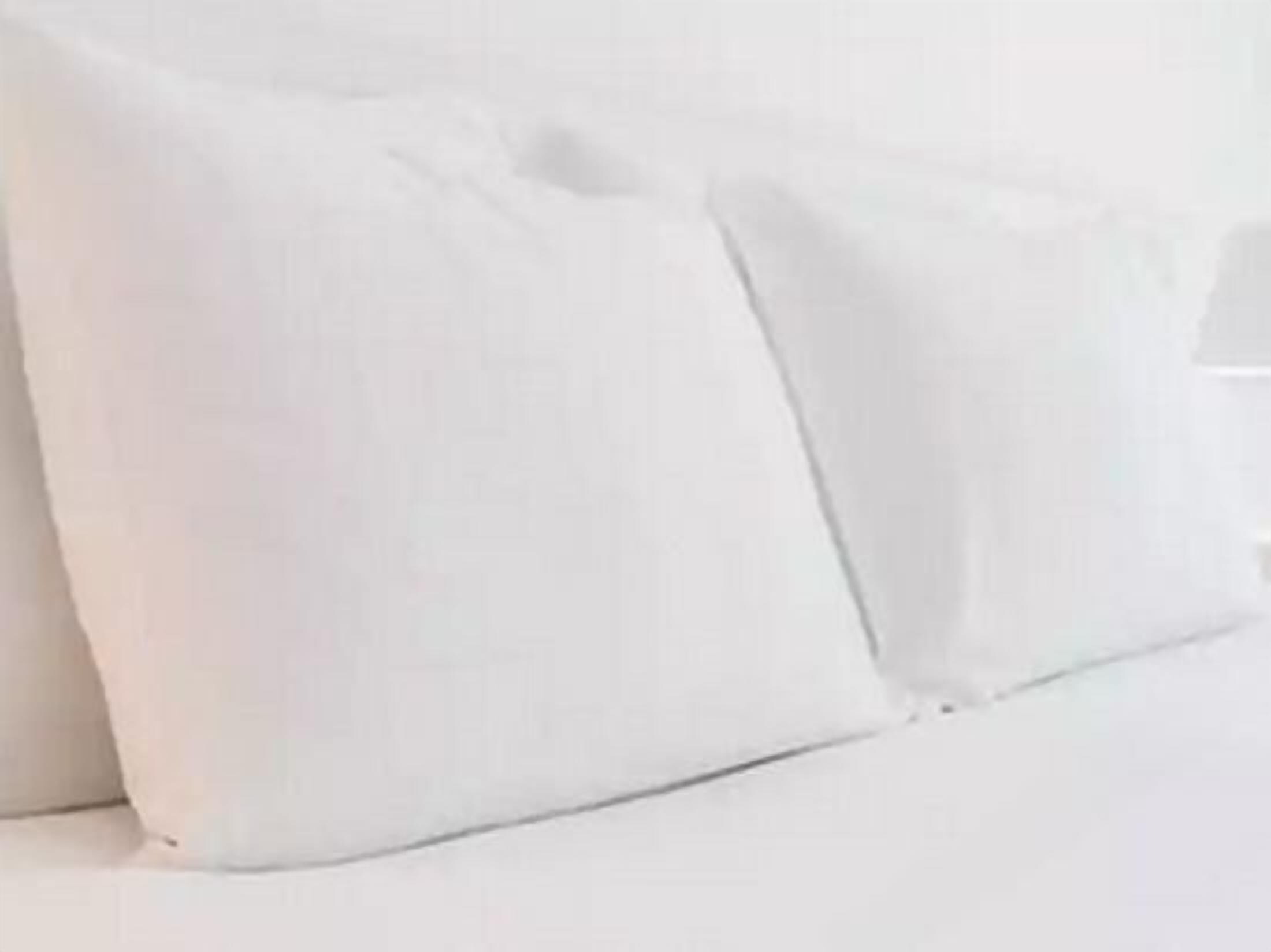 Ropa de cama de alta calidad, escritorio y cortinas blackout 