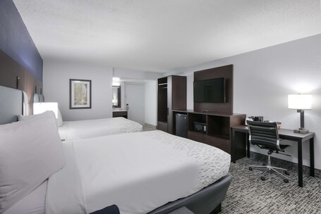 SureStay Plus Hotel by Best Western Gatlinburg - Image 31