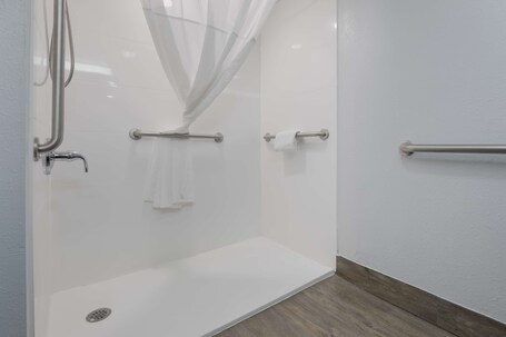 SureStay Plus Hotel by Best Western Gatlinburg - Image 35