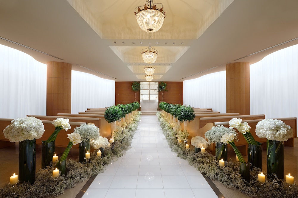 ANA Crowne Plaza Hotel Grand Court Nagoya by null