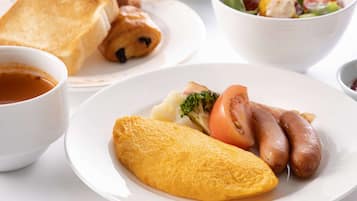Daily buffet breakfast for a fee