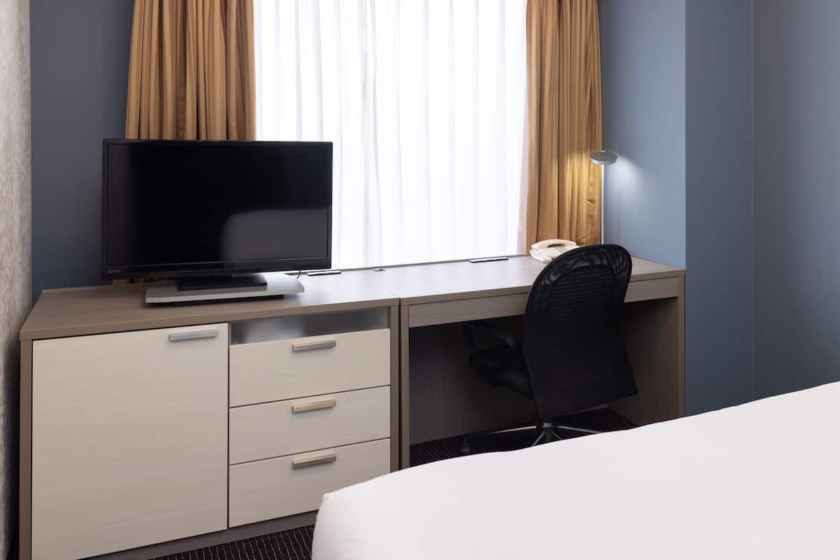 Standardzimmer, 2 Einzelbetten | 1 Schlafzimmer, Daunenbettdecken, Minibar, Zimmersafe