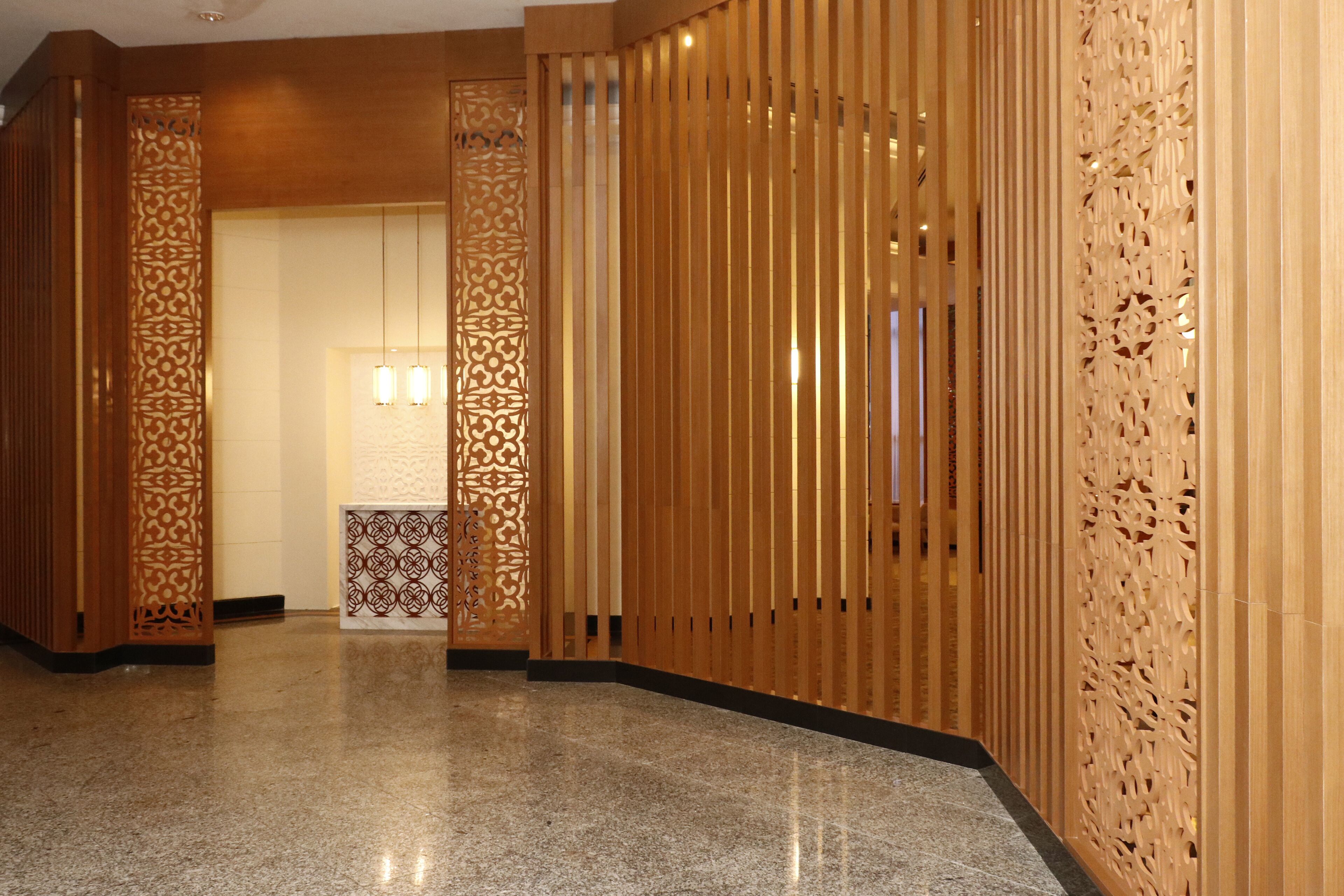 3 restaurants, breakfast, lunch served; local and international cuisine