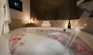 Bathroom - Rudding Park (Harrogate)