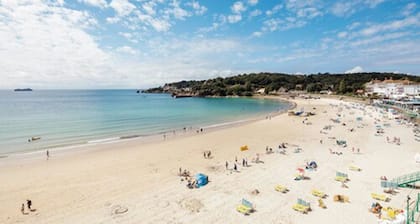The Golden Sands