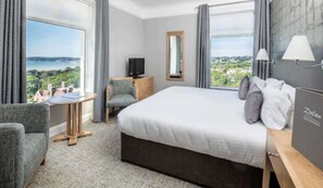 Standard Double Room, Sea View | 1 bedroom, in-room safe, iron/ironing board, free WiFi