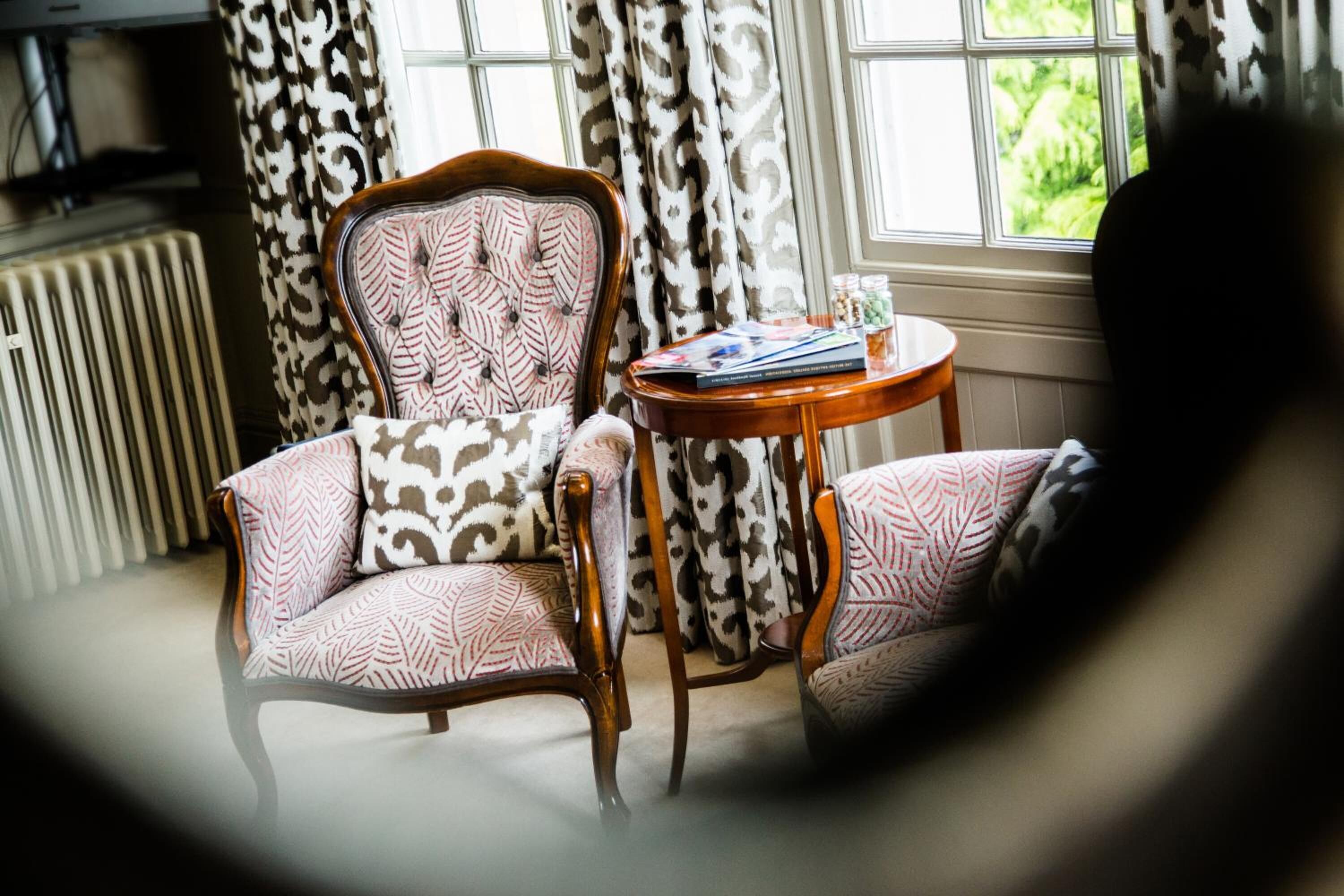 50-inch tv with digital channels, dvd player