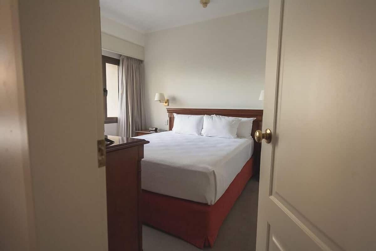 Minibar, in-room safe, desk, soundproofing