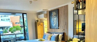 West End Central Apartments